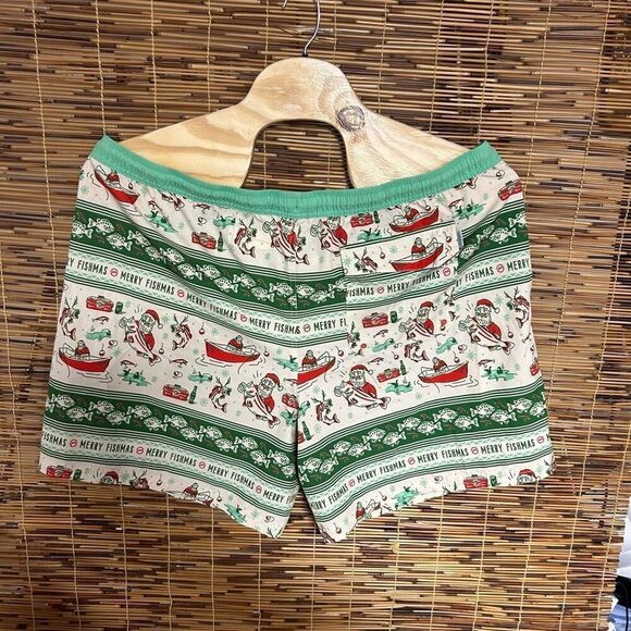 Magellan Outdoor Fish Gear 3XL Swim Trunks Christmas Santa Bass Boat - Picture 2 of 4